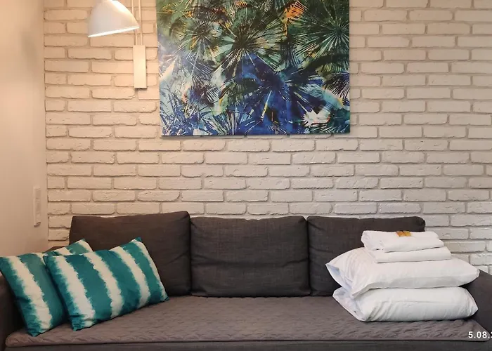 Be My Guest- Fontany Luxury Apartment Metro Wi-Fi Free Parking Zone