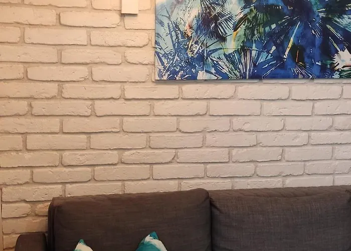 Be My Guest- Fontany Luxury Apartment Metro Wi-Fi Free Parking Zone