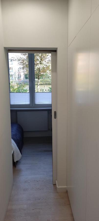 Be My Guest- Fontany Luxury Metro Wi-fi Free Parking Zone Appartamento Varsavia