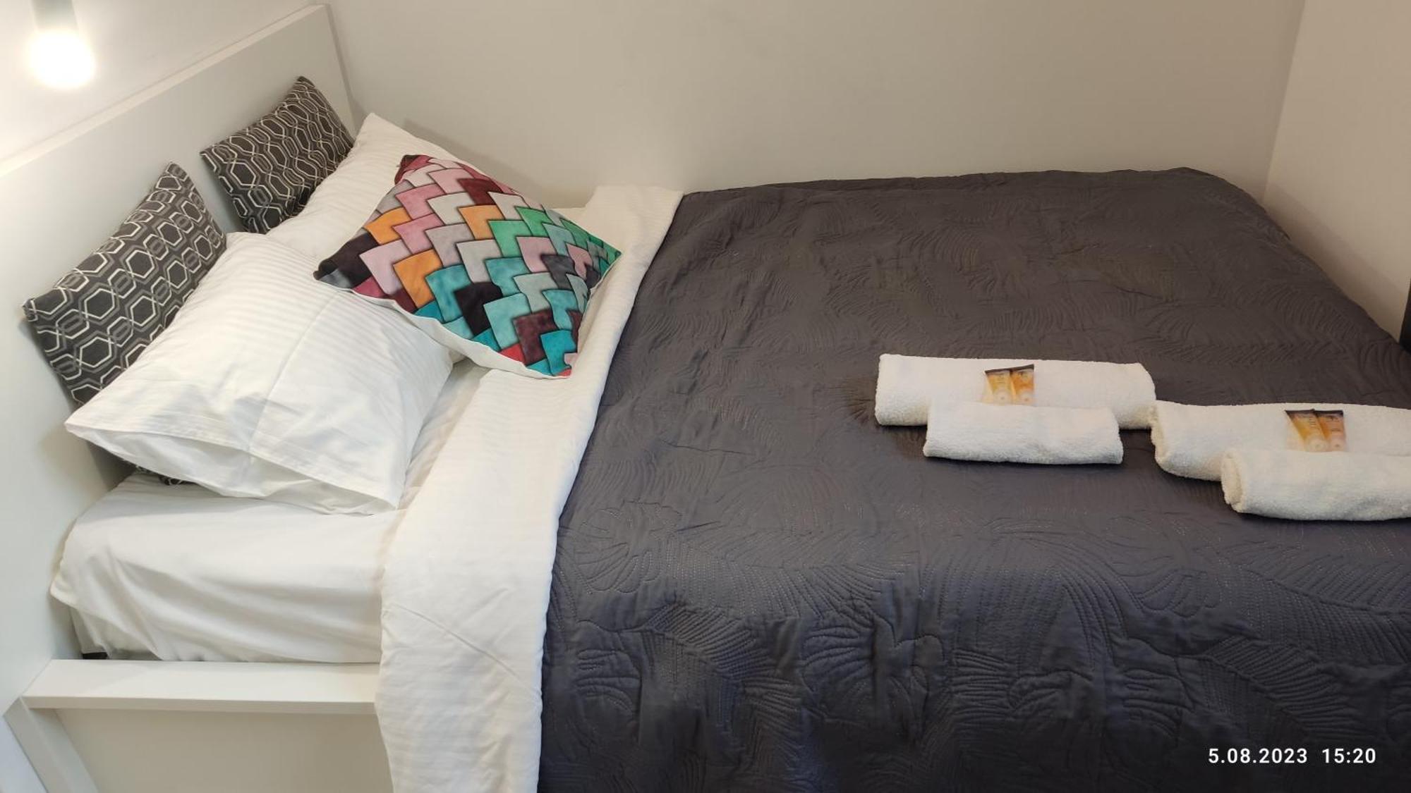 Appartamento Be My Guest- Fontany Luxury Metro Wi-fi Free Parking Zone *